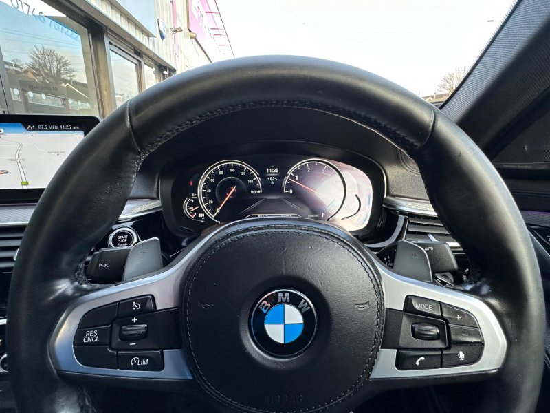 BMW 5 SERIES