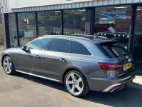 AUDI A4 AVANT