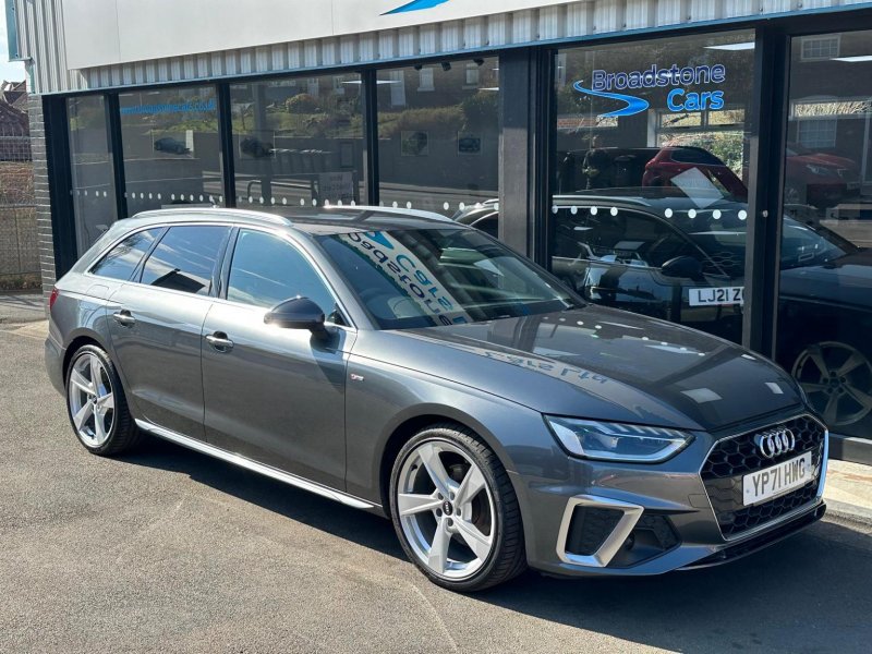 AUDI A4 AVANT