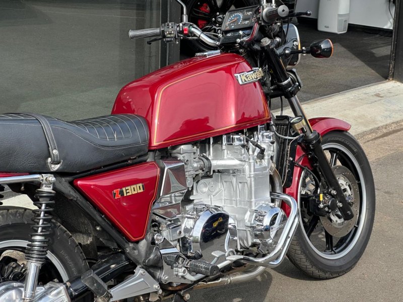 KAWASAKI Z1300