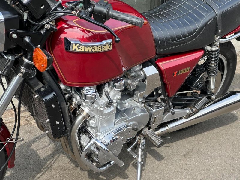 KAWASAKI Z1300