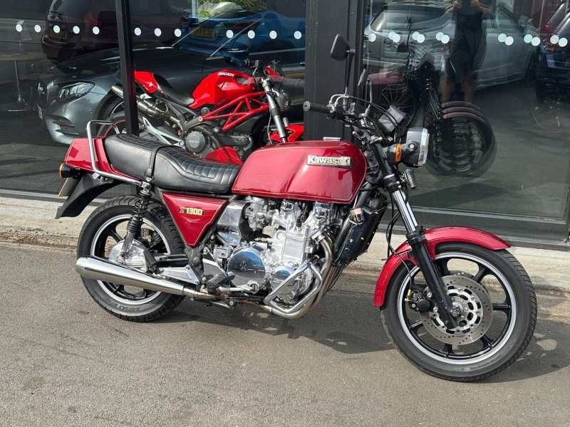KAWASAKI Z1300