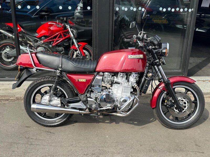 KAWASAKI Z1300