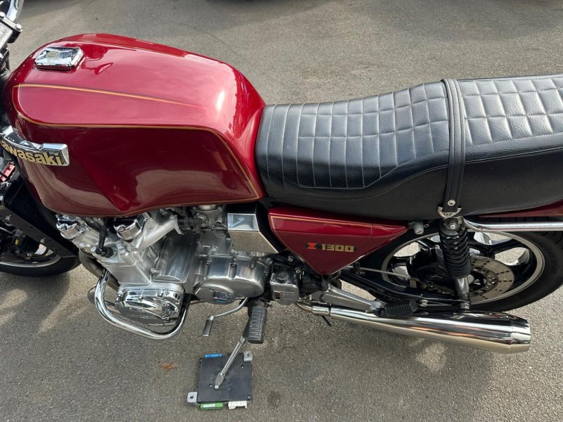 KAWASAKI Z1300