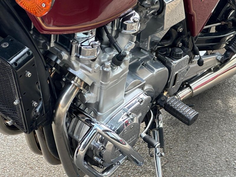 KAWASAKI Z1300
