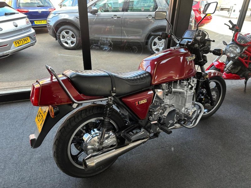 KAWASAKI Z1300