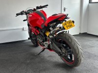 DUCATI MONSTER 696