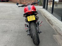 DUCATI MONSTER 696