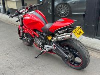 DUCATI MONSTER 696