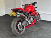 DUCATI MONSTER 696