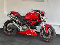DUCATI MONSTER 696