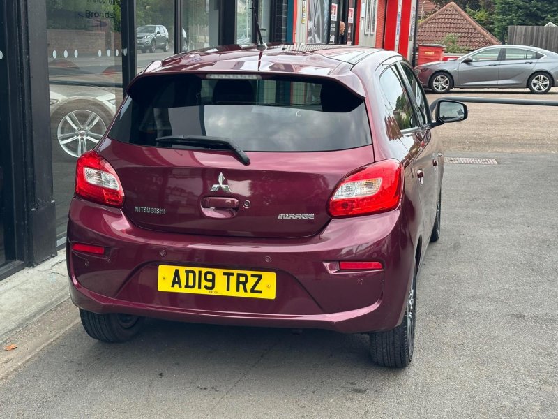 MITSUBISHI MIRAGE