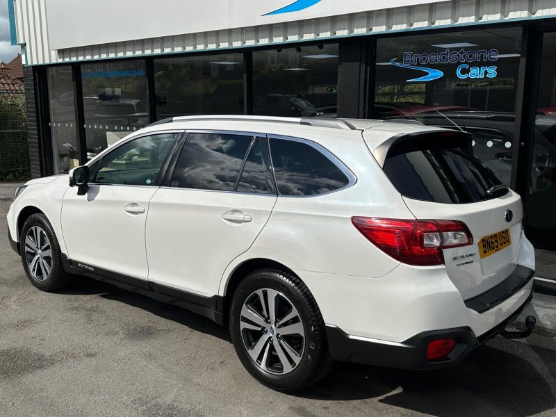 SUBARU OUTBACK