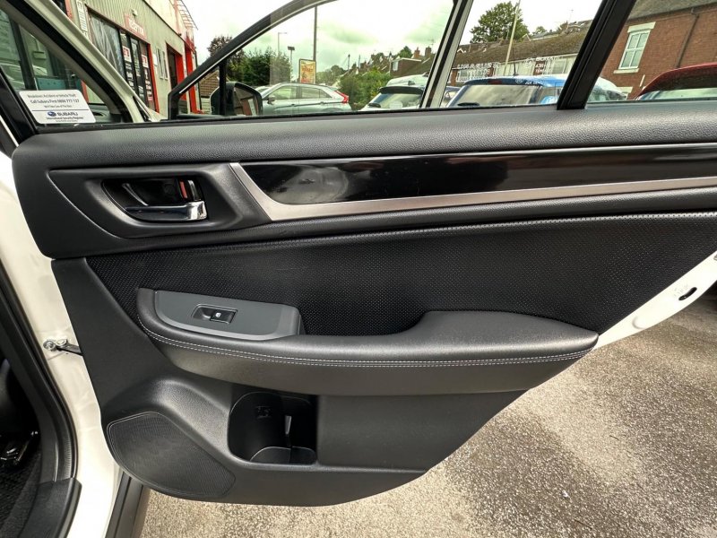 SUBARU OUTBACK