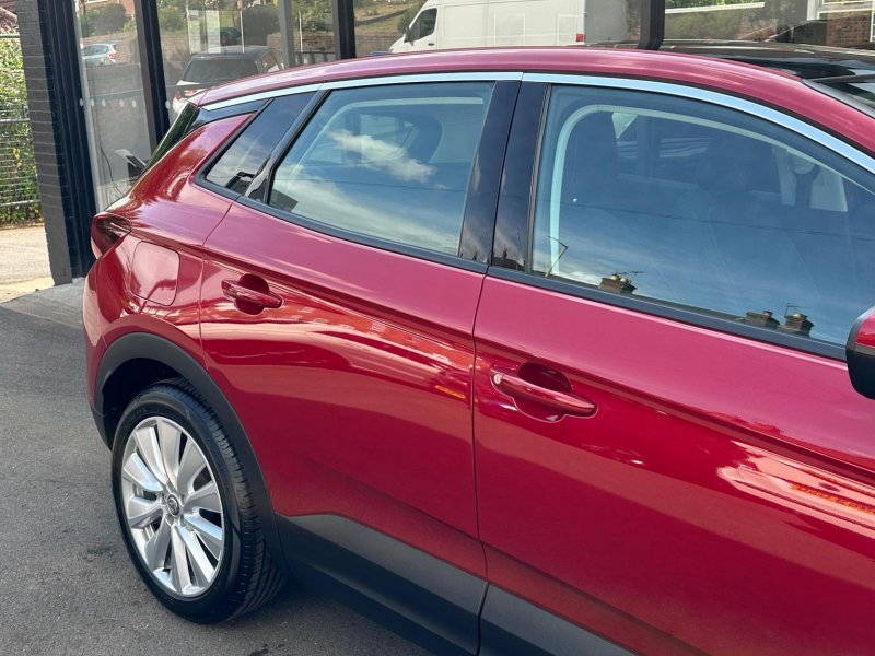VAUXHALL GRANDLAND X