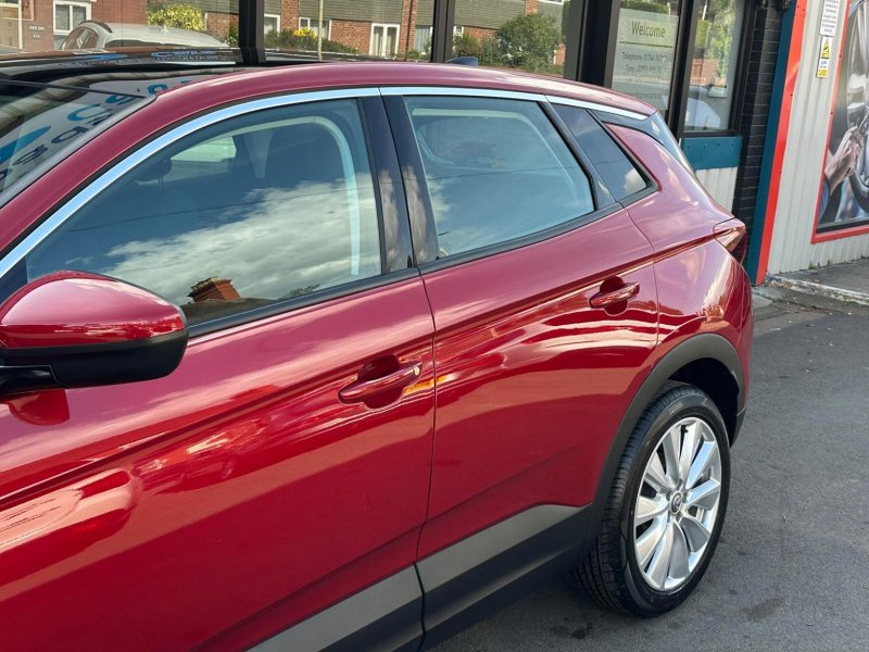 VAUXHALL GRANDLAND X