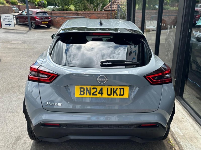NISSAN JUKE