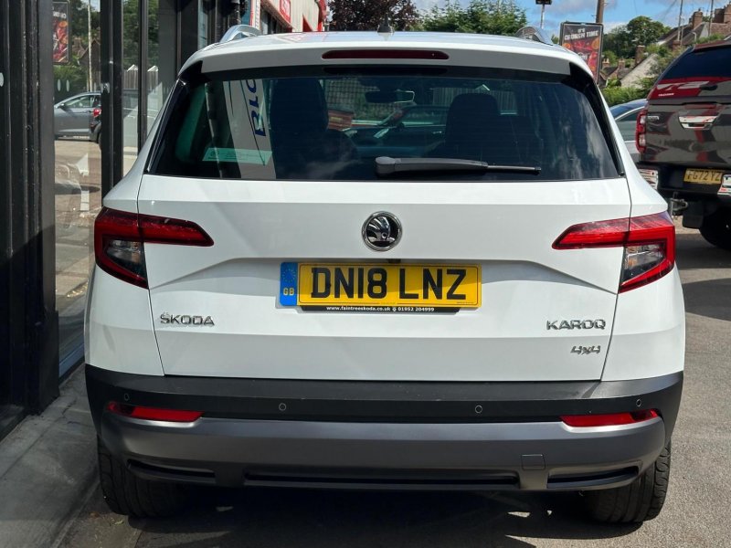 SKODA KAROQ