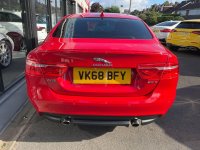 JAGUAR XE